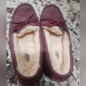 Ugg Dakota 7 slippers